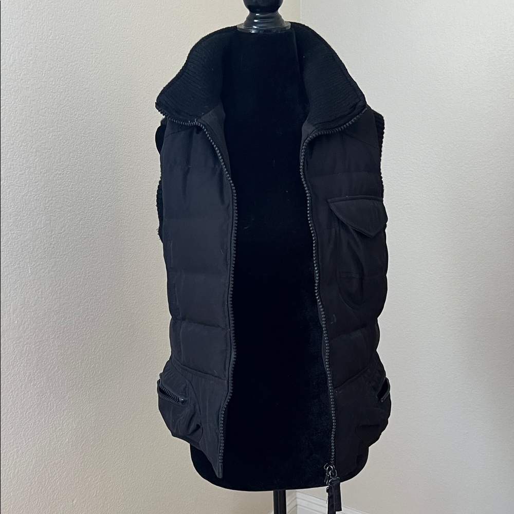 Women's Black Puffer Vest